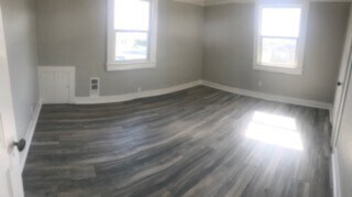 Building Photo - Available NOW Beautiful Historic Home in H...