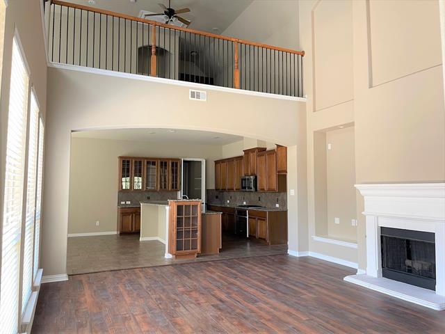 Building Photo - 228 Carrington Ln