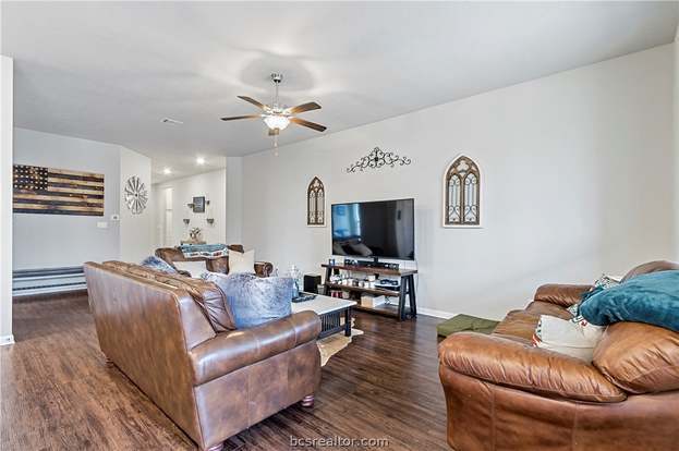 Building Photo - 1462 Kingsgate Dr