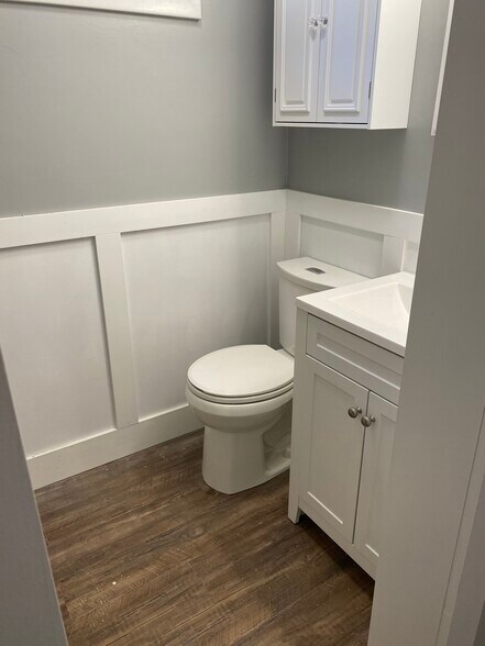 Building Photo - 32A Highland St