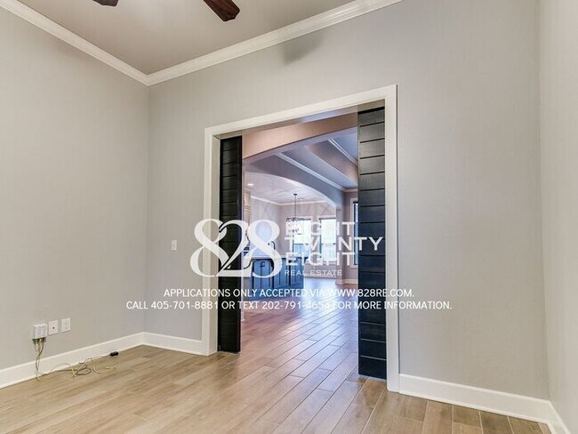 Building Photo - ABSOLUTELY STUNNING 4 BD/3 BATH HOME IN WI...