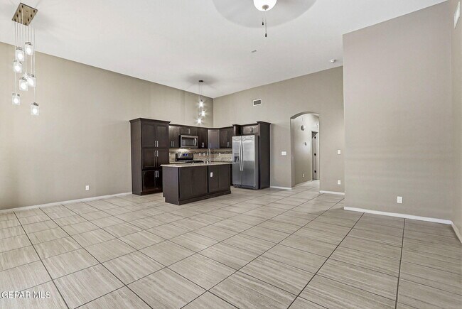 Building Photo - 14949 Jerry Armstrong Ct