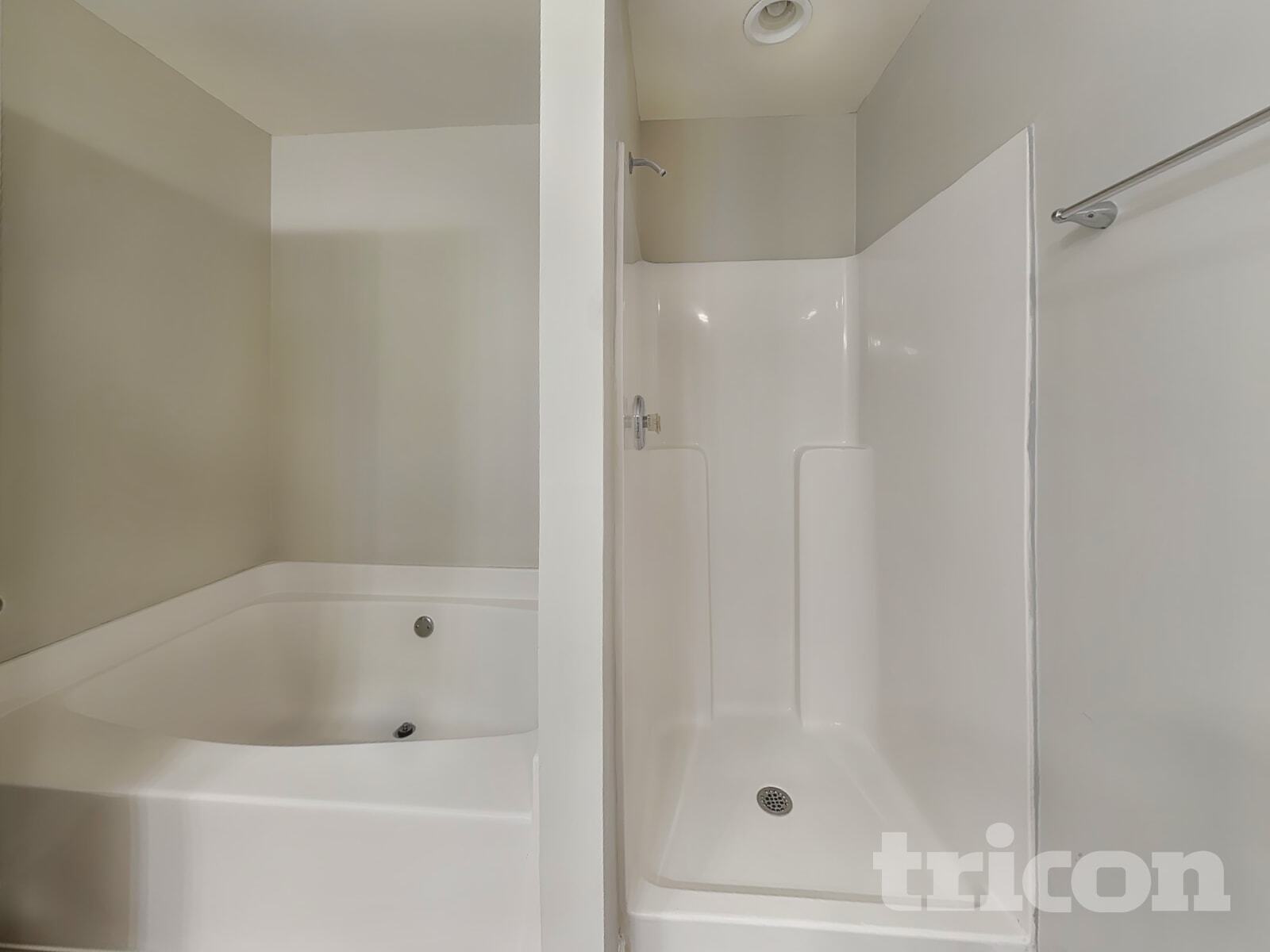 Building Photo - 4864 Sierra Way