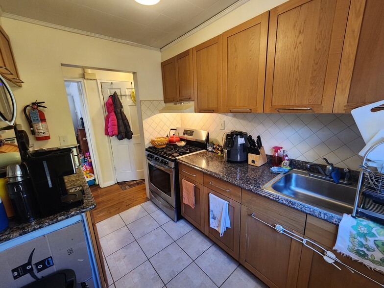 Kitchen - 49 Sand Rd