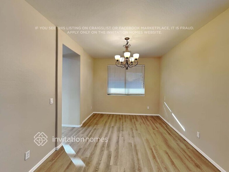 Building Photo - 11311 E Stearn Ave