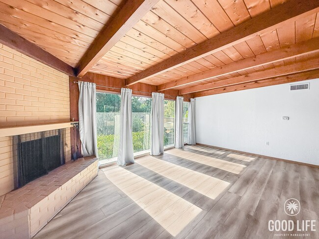 Building Photo - Charming El Cajon Home with Spacious Living and Expansive Backyard