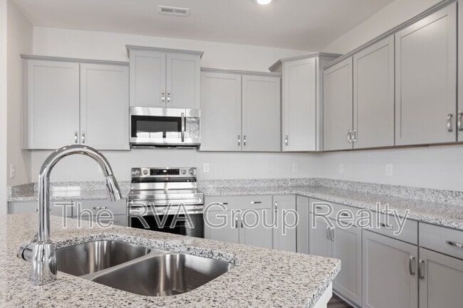 Building Photo - 12537 Petrel Crossing