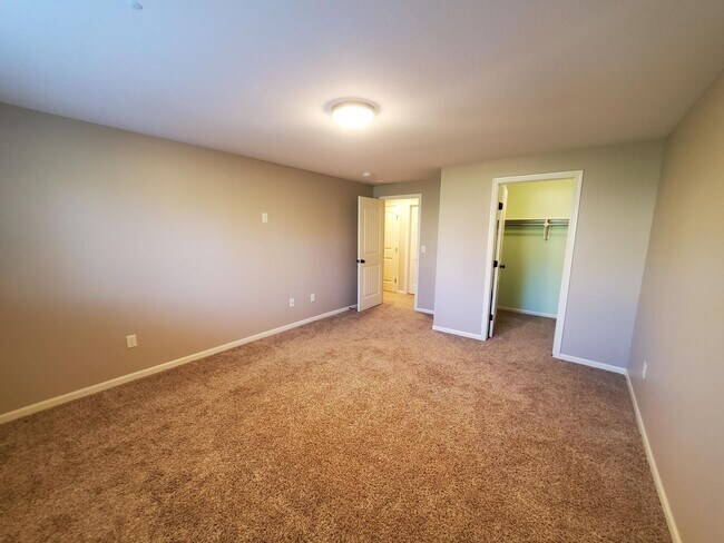 Building Photo - Pristine luxury Home in North Andover Neig...