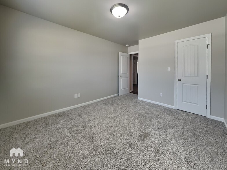 Building Photo - 118 Wyatt Cir