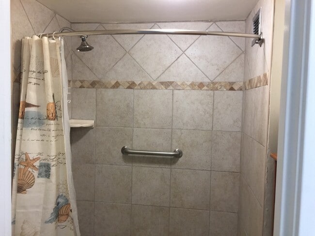 Building Photo - 497: MVT-0432