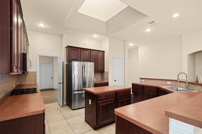 Building Photo - 13415 Highland Park Ct