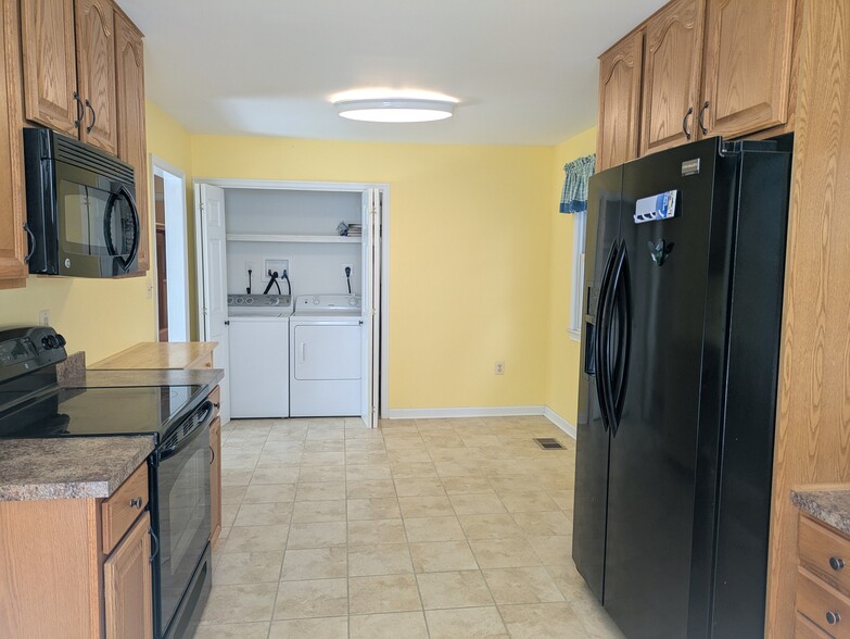 Building Photo - 1104 Wild Orchid Dr