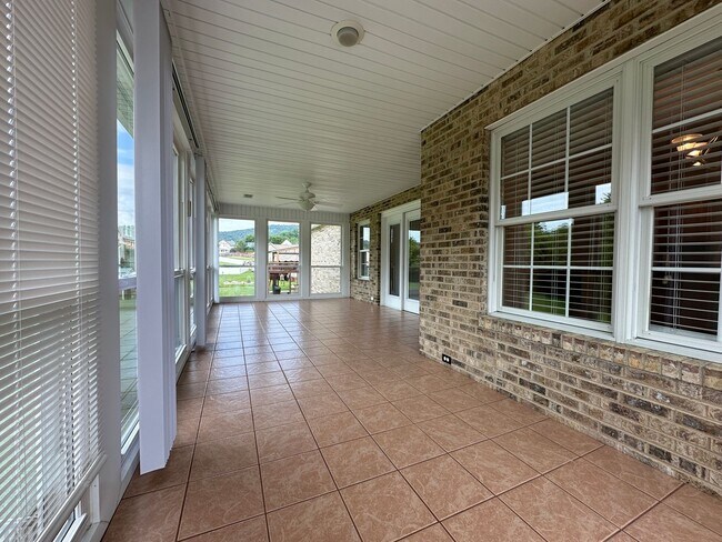 Building Photo - 3437 Bailey Ranch Rd