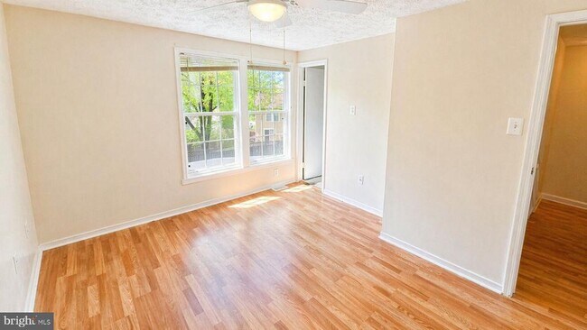 Building Photo - 7416 Kilcreggan Terrace