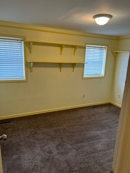 3rd bed or office - 3015 Belgrade St