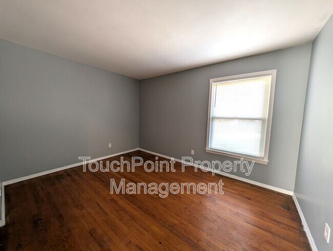 Building Photo - 4737 Pineleaf Dr