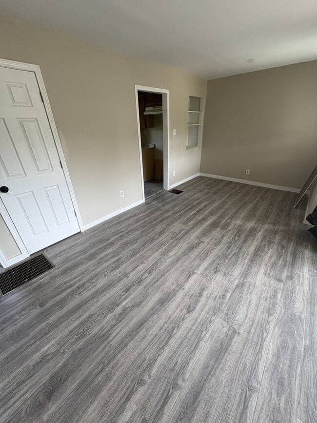 Building Photo - 3631 Stanford Pl