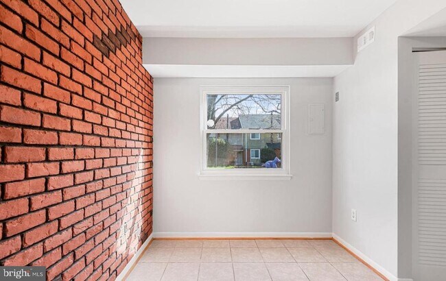 Building Photo - 1111 Marcy Ave