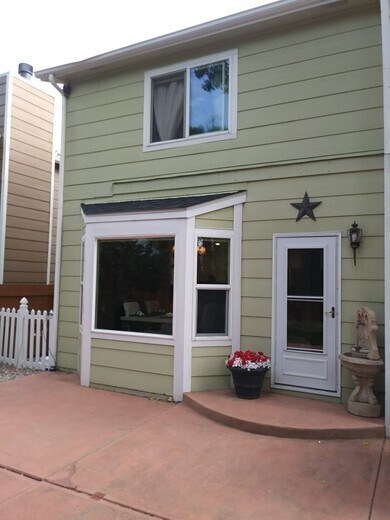 Building Photo - 4 Bed 3 Bath With AC