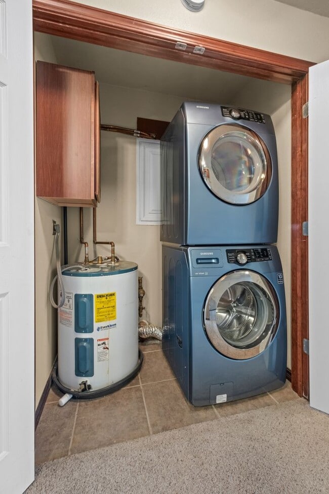 Building Photo - 1270 N Trinity Dr