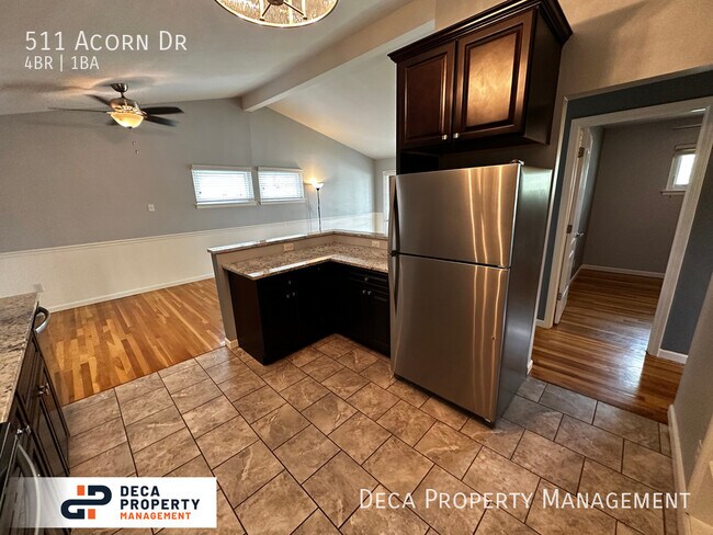 Building Photo - 4 Bedroom House in Lindbergh School District!