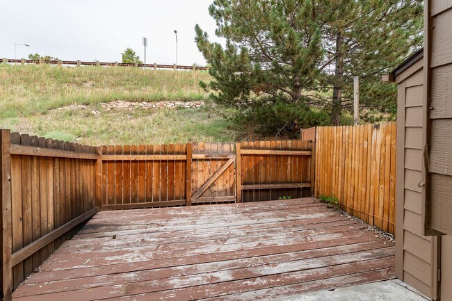 Building Photo - 6853 Mountain Top Ln