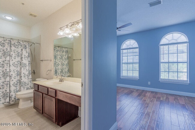 Building Photo - 4422 Capital Dome Dr