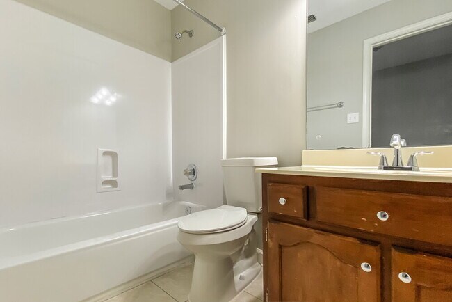 Building Photo - 9852 Winsford Ln