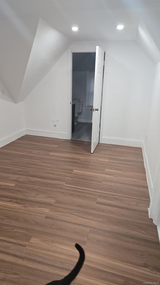 Building Photo - 222 Lockwood Ave