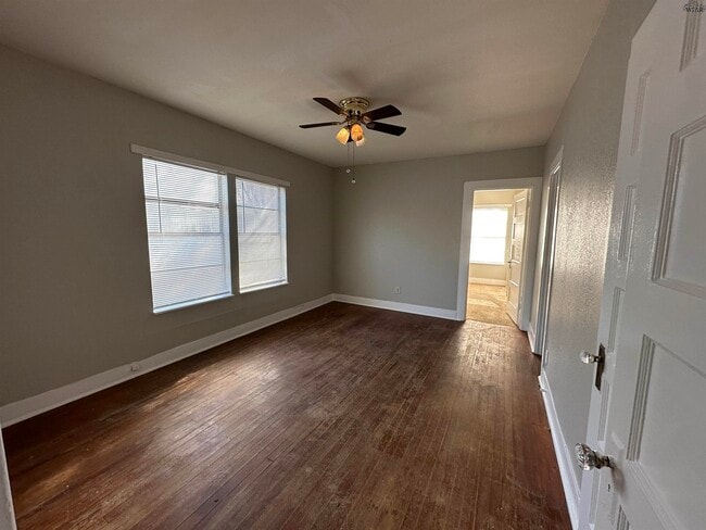 Building Photo - 1657 Keeler Ave