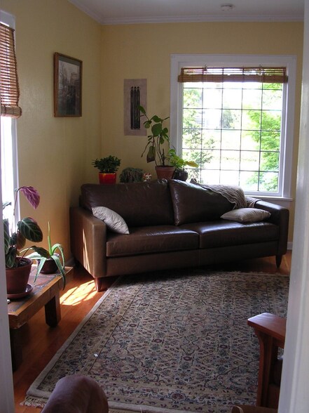 Primary Photo - 839 NW 65th St