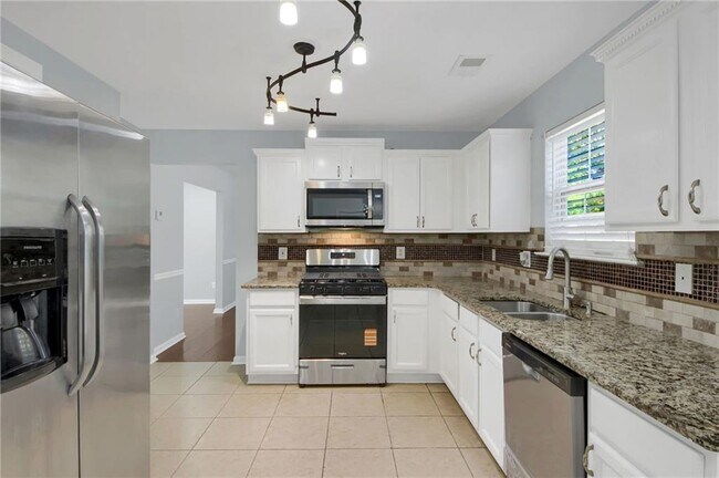 Building Photo - 957 Keldron Ct