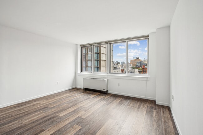 Interior Photo - The Chrystie