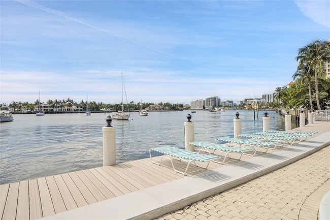 Building Photo - 95 N Birch Rd