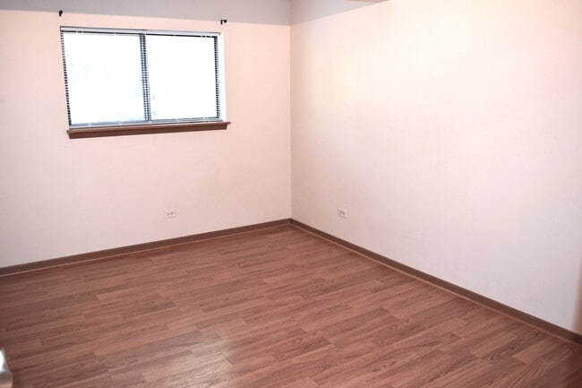 Building Photo - 2258 Abbeywood Dr