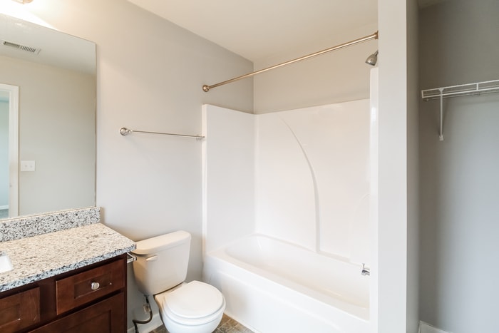 Building Photo - 3263 Pennington Dr