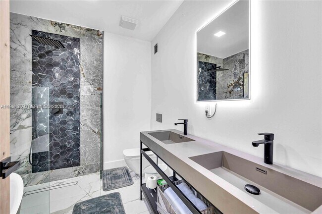 Building Photo - 4708 Alton Rd