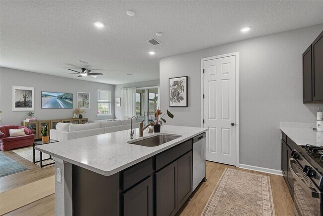 Building Photo - 26 Winged Elm Ct