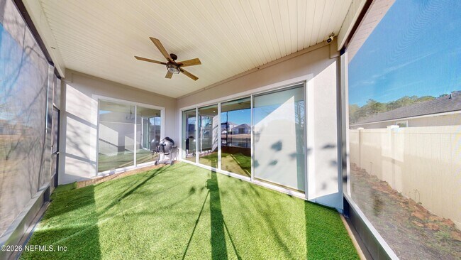 Building Photo - 15790 Whitebark Dr