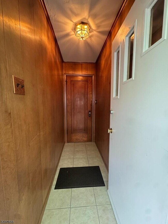 Building Photo - 124 Colfax Ave