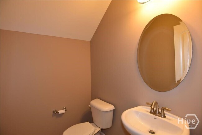 Building Photo - 179 Byron Dr
