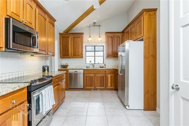 Building Photo - 3745 Creekstone Way