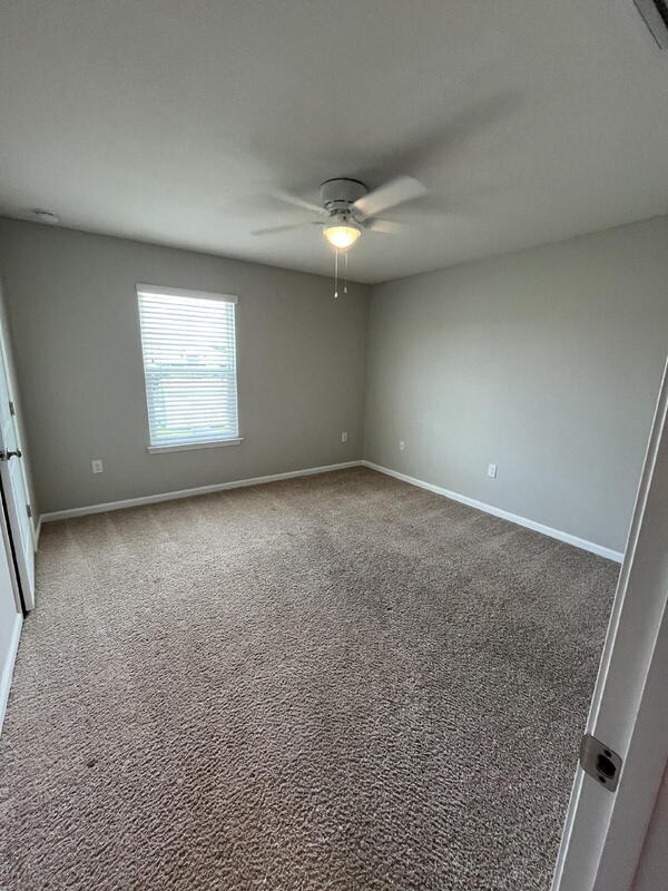 Building Photo - 4905 Kensington Ln