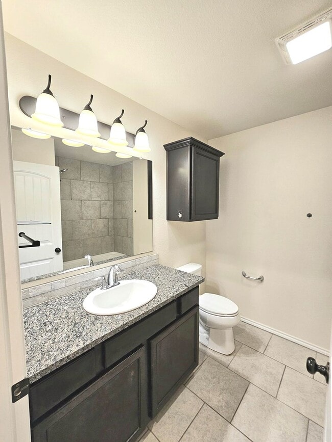 Building Photo - 1804 Rattler Ln