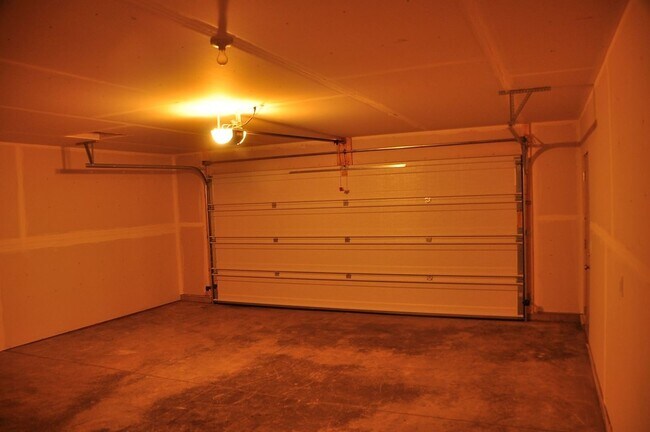 Building Photo - 2510 Trindal St