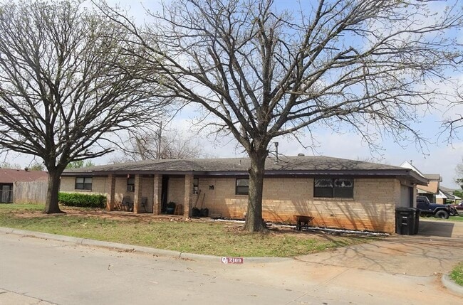 Primary Photo - Lease to Purchase Home!