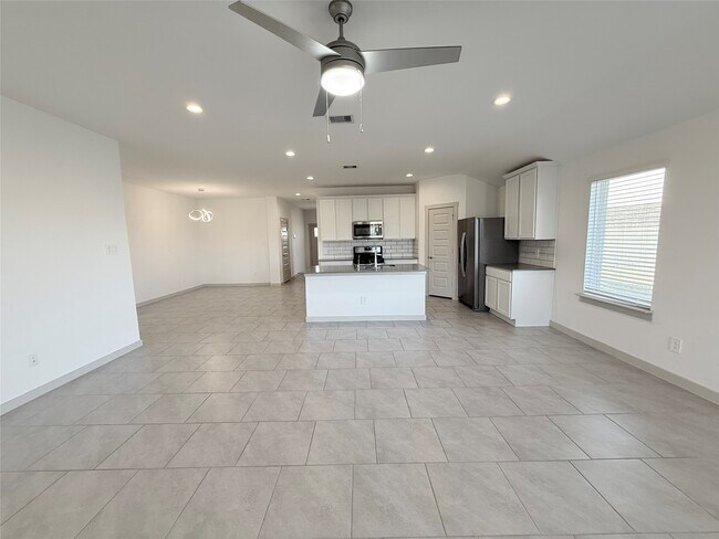 Building Photo - 28930 Yampa Mill Ln