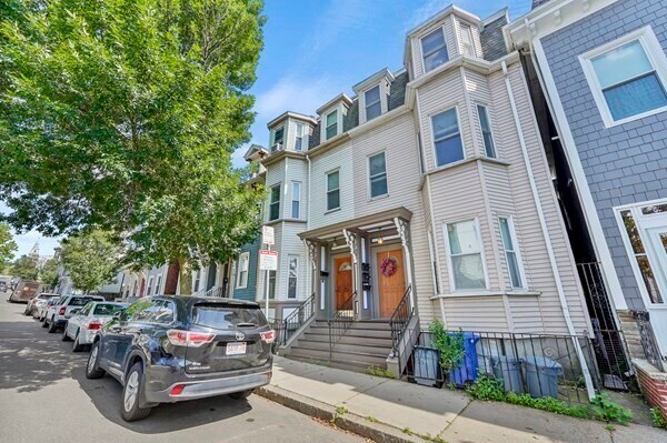 Building Photo - 13 Telegraph St