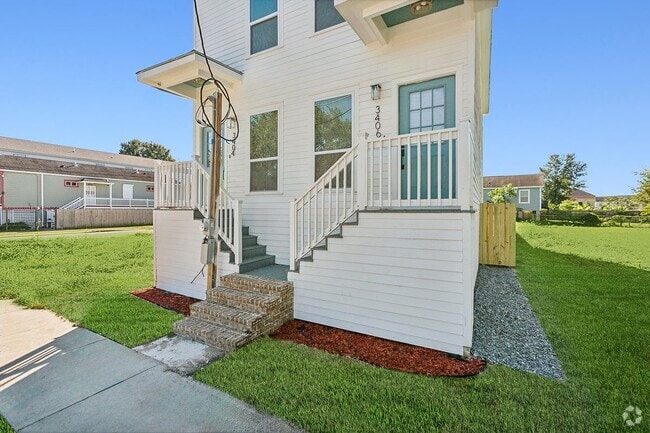 Building Photo - 3406 Jackson Ave