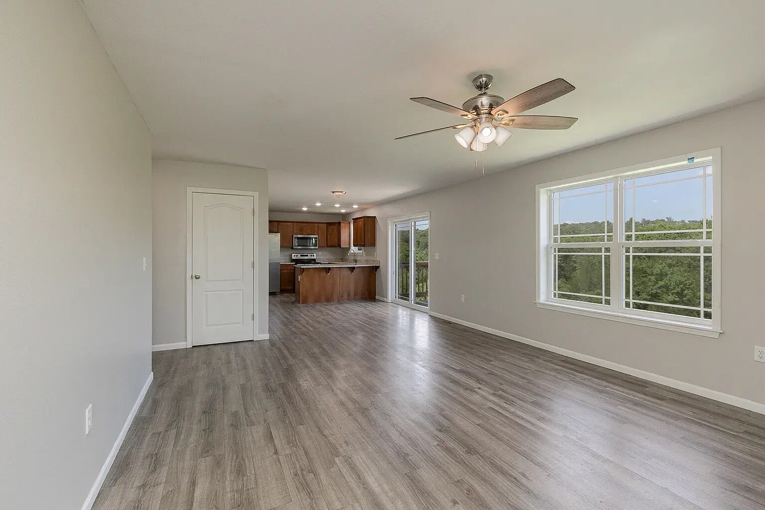 Building Photo - 106 Whispering Meadows Pky